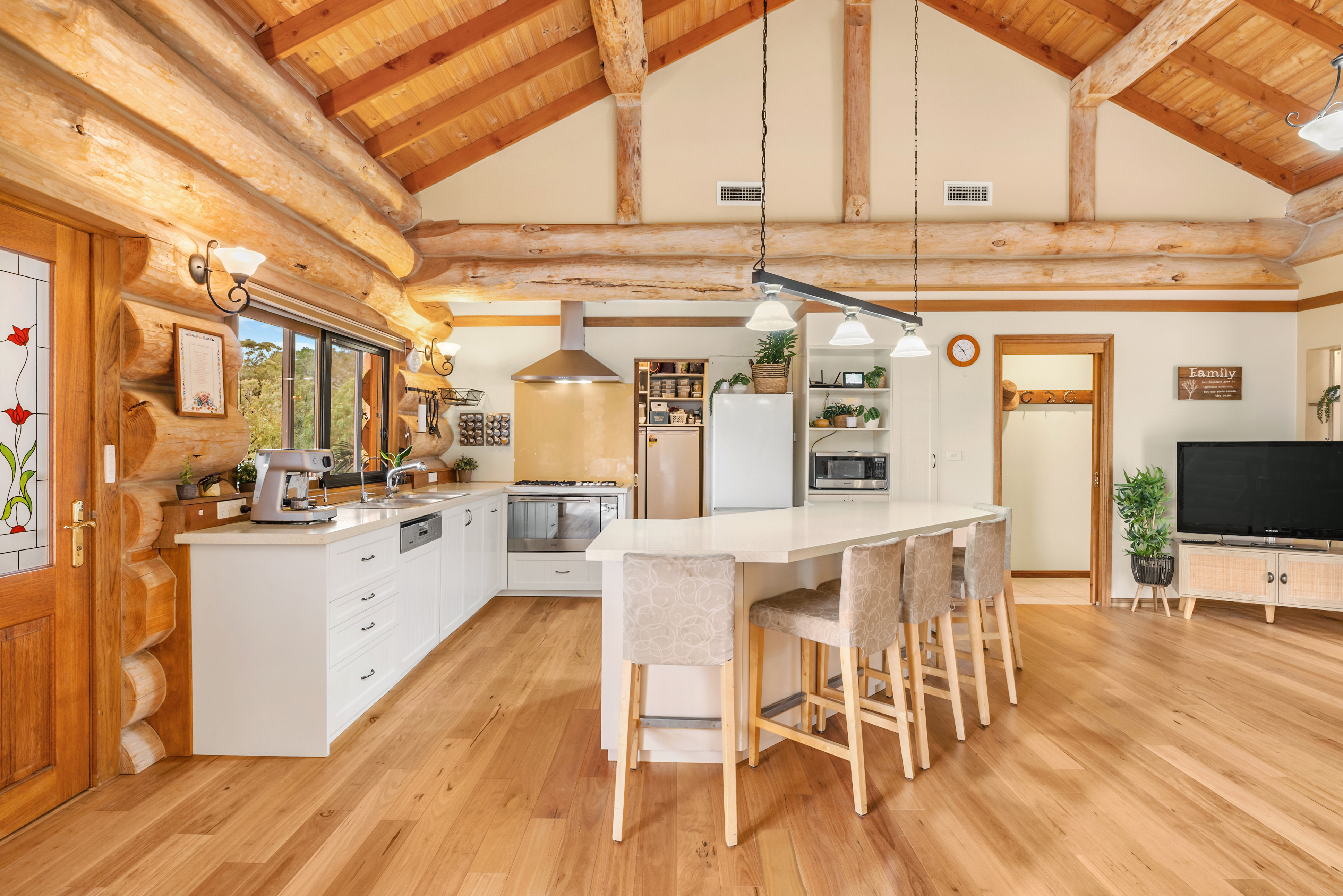 Ward Estate Agents 12